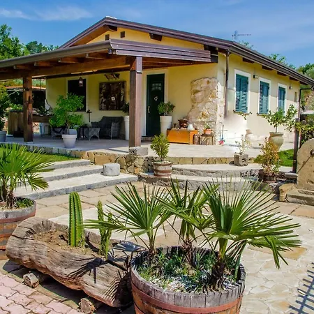 Villa Etna Ranch *